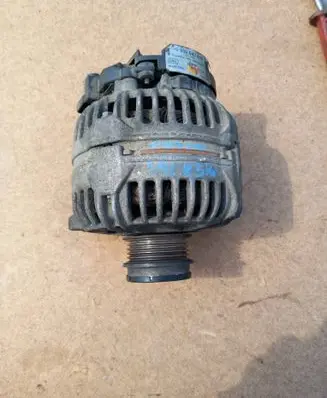 Volkswagen PASSAT B5 Generator/alternator 0124515083 0986042830