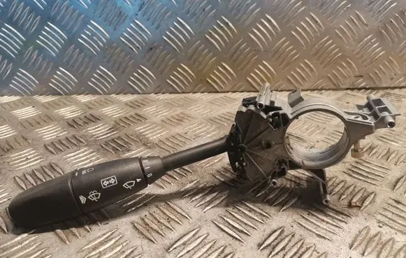 Mercedes-Benz S W220 Wiper speed switch 2205450010