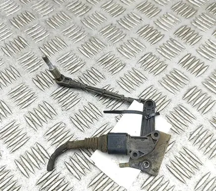 Volkswagen Touareg III Rear air suspension level height sensor 4M0907503