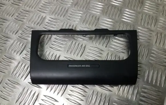 Volkswagen Golf VI Climate control/heater control trim 5K0858071 ZSB5K0858069