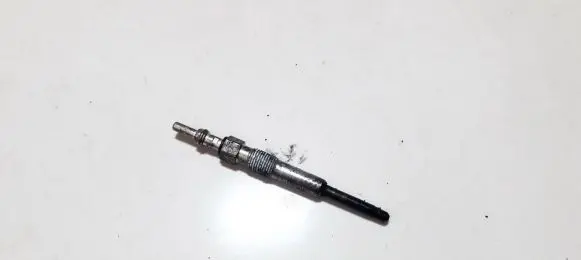 Volkswagen Touareg I Glow plug y741u 11vk27x