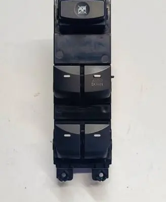 Hyundai i30 Quarter vent window switch 93570A6560S9 93570A6560 39Y49Q1000