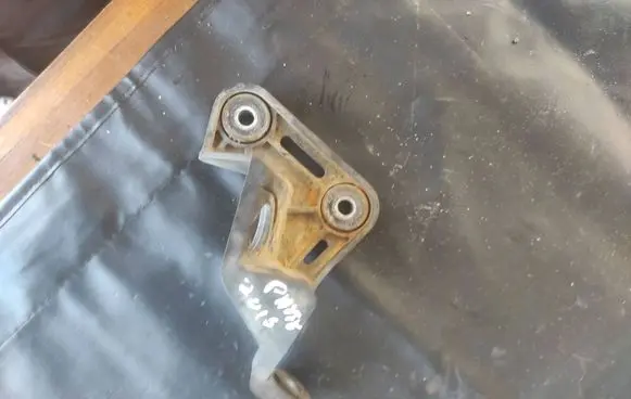 Volkswagen PASSAT B6 Gear shifter/selector 1K0711789J