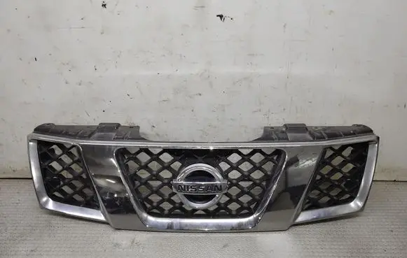 Nissan Pathfinder R51 Front bumper upper radiator grill NSG125