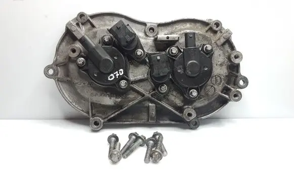 Mercedes-Benz R W251 Timing chain cover A2720150001