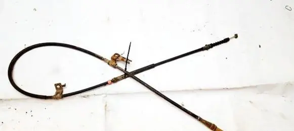 Handbrake/parking brake wiring cable