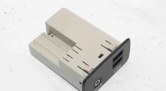 Subaru Forester SJ AUX in-socket connector 86257AL100