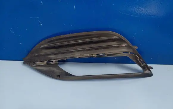 Opel Insignia B Front fog light trim/grill 39137920 90910004802