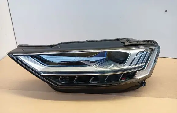 Audi A8 S8 D5 Headlight/headlamp 4N09410085