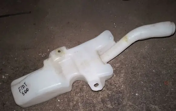Fiat 500E Windshield washer fluid reservoir/tank 05182444AC
