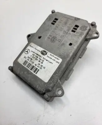 Mercedes-Benz E W211 Headlight ballast module Xenon A2118103810 849786