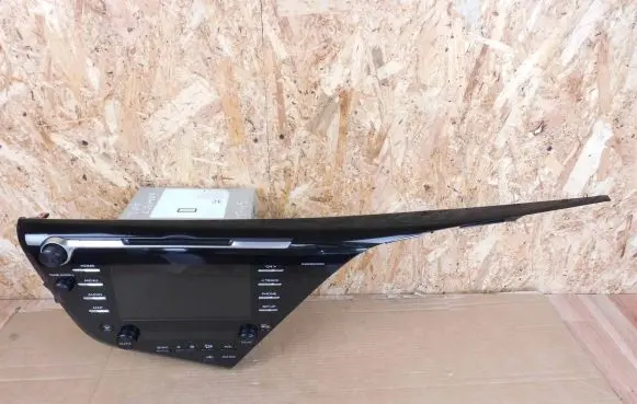 Toyota Camry VIII XV70 Radio/CD/DVD/GPS head unit 8614033D01