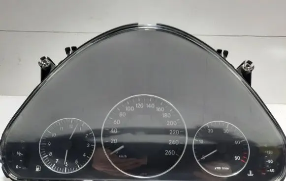 Mercedes-Benz E W211 Speedometer (instrument cluster) A2115408847