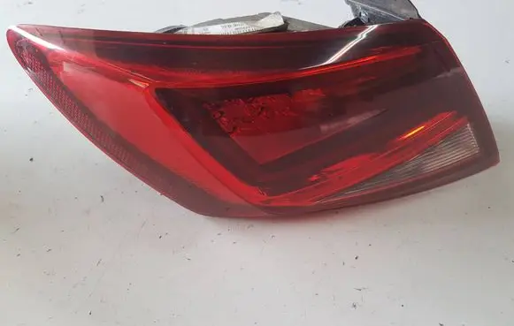 Seat Leon (5F) Rear/tail lights 5F0945207CIAUTOPI 5F0945207C 90042911