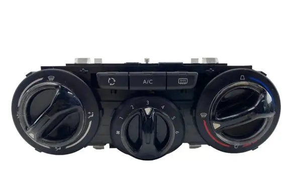 Peugeot 208 Climate control unit 96722483ZD E1063173A T1013332G