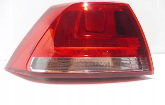 Volkswagen Golf VII Rear/tail lights 5G0945095M