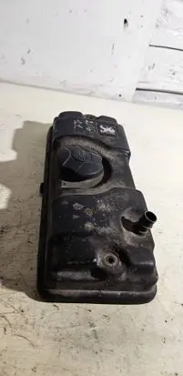 Peugeot 206 Rocker cam cover 