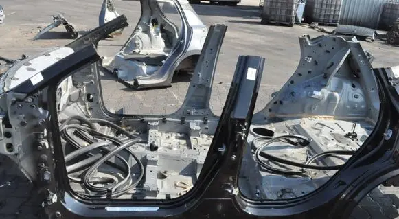 Renault Captur II Pillar (middle) 
