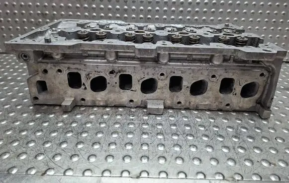 Opel Meriva A Engine head S26279555 55188595