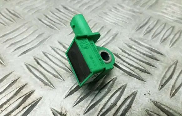 Skoda Yeti (5L) Airbag deployment crash/impact sensor 5K0959351