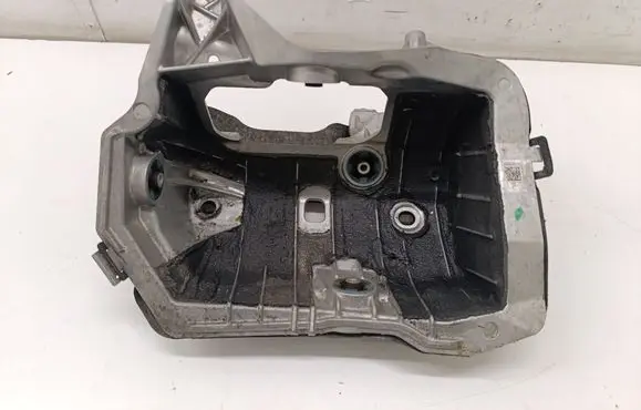 BMW iX1 A/C compressor mount bracket 5A205E8
