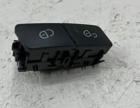 Mercedes-Benz C W204 Central locking switch button 03151610