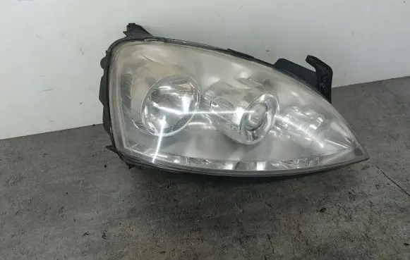 Opel Corsa C Headlight/headlamp 13237262