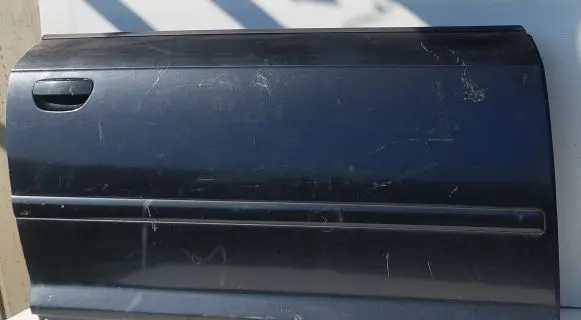 Audi A3 S3 8P Front door