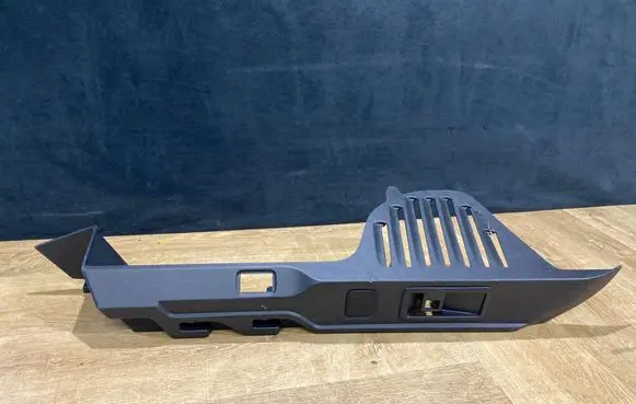 Jaguar F-Pace (D)pillar trim (top) HK8331013AC