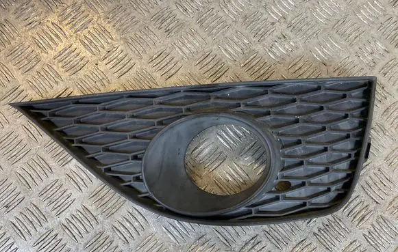 Seat Ibiza IV (6J,6P) Front fog light trim/grill 6J0853666A M8726
