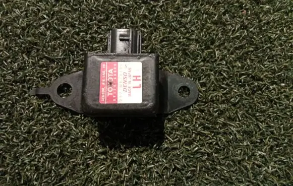 Toyota Land Cruiser (J100) Airbag deployment crash/impact sensor 8917460050 2521000020