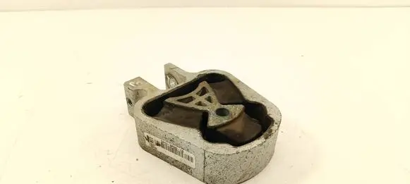 Engine mount bracket