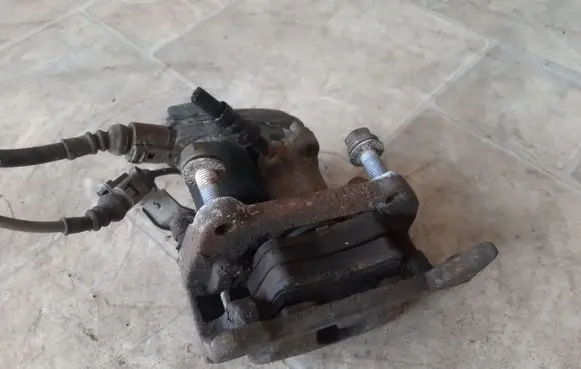 Audi A6 S6 C7 4G Rear brake caliper 660GNO64 32337647B