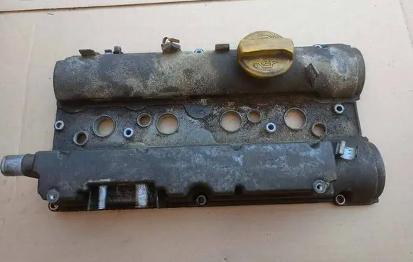Opel Meriva A Rocker cam cover 24417248