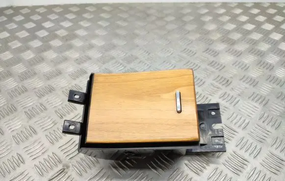 Ashtray (front)