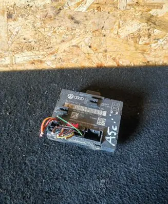 Audi A5 8T 8F Door control unit/module 8K0959795E