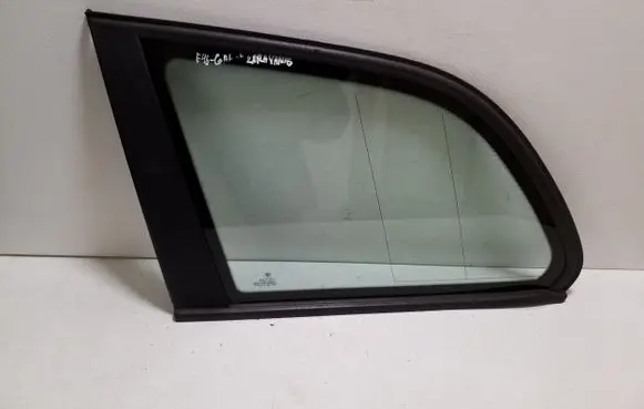 BMW 3 E46 Rear side window