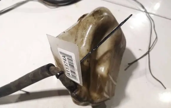 Mazda 323 F Coolant expansion tank/reservoir 823021120