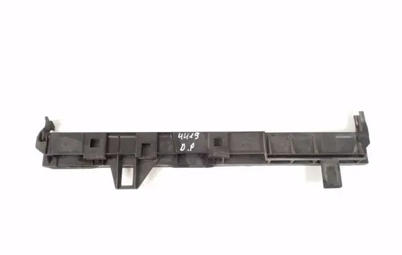 Mercedes-Benz B W246 W242 Radiator mount bracket A2465011720
