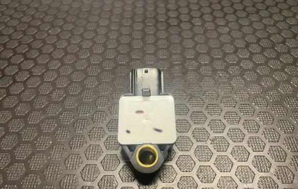 Peugeot 4007 Airbag deployment crash/impact sensor 8651A001