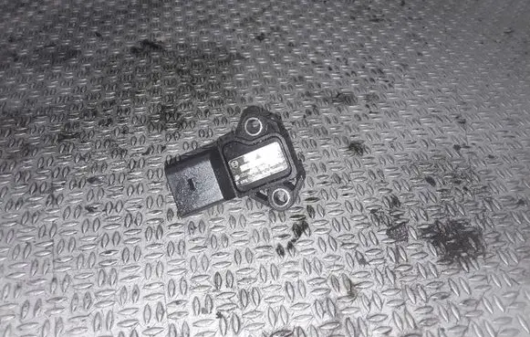 Volkswagen Touran I Air pressure sensor 038906051B