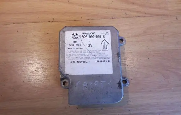 Volkswagen PASSAT B5 Airbag control unit/module 6Q0909605B 5WK42869 0031ADOV19C