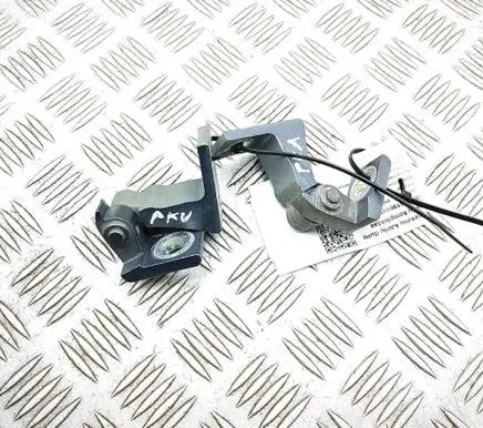 MG MG5 ev Front door hinges set 30059463 30059465