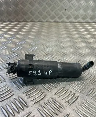 BMW 3 E92 E93 Headlight washer spray nozzle 7283213