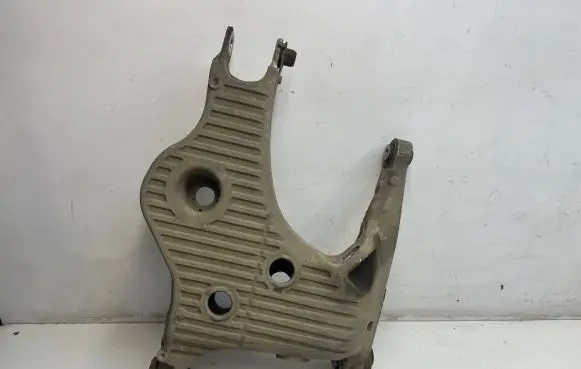 Land Rover Discovery 5 Rear upper control arm/wishbone JPLA5B530AA