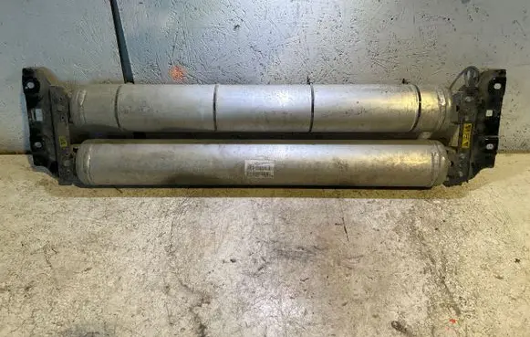 Ram 1500 Air suspension tank/reservoir 68264595AB 21193Z