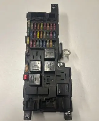 Volvo V70 Fuse module 8678449 678449 518828009