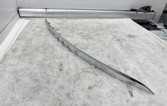 Tesla Model X Tailgate trim 103536900D 104692000B