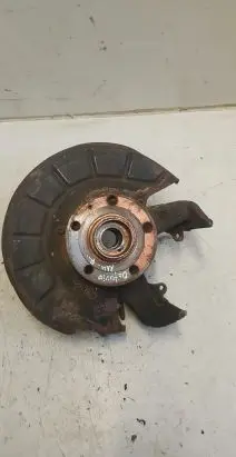 Skoda Octavia Mk2 (1Z) Front wheel hub