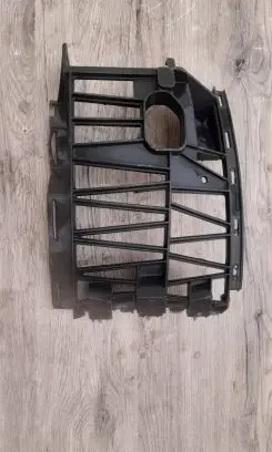 Audi A6 S6 C5 4B Front bumper mounting bracket 4B0807095G